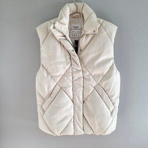 Abercrombie and Fitch | Oversized Vegan Leather Quilted Vest